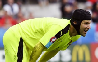 Petr Cech retira-se da seleção da República Checa