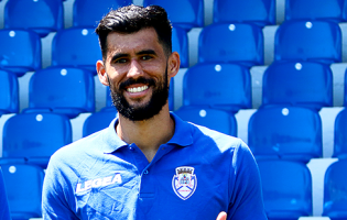 Vaná Alves assina pelo CD Feirense