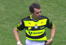 Agustín Marchesín desloca dedo e termina encontro a avançado