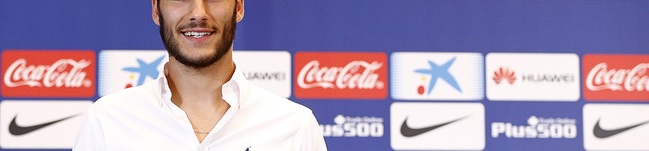 André Moreira apresentado no Atlético: “Orgulho por aprender com Oblak e Moyá”