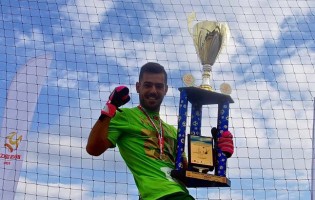 Nuno Hidalgo é campeão de Futebol de Praia na Polónia pelo Grembach Lodz