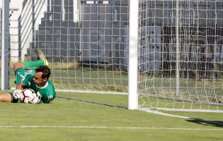 Pedro Alves defende penalti e Cova da Piedade passa na Taça da Liga
