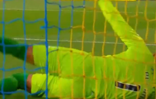 Peçanha estreia-se com defesa decisiva no Estoril 0-2 CD Feirense