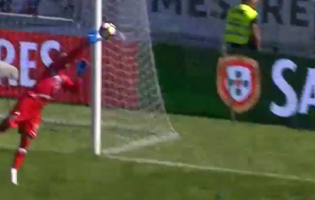 Peçanha faz defesa vertiginosa no CD Feirense 0-3 Moreirense FC