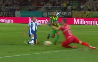 Cláudio Ramos fecha a baliza nos últimos minutos – CD Tondela 0-0 FC Porto