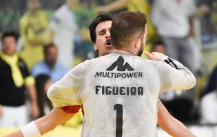 Hugo Figueira decide com defesas e golo na Supertaça – SL Benfica 25-24 ABC
