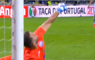 Diogo Almeida em grande com 6 intervenções – GD Gafanha 0-3 FC Porto