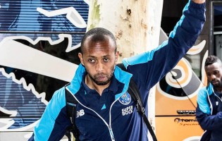 Helton rescindiu com o FC Porto