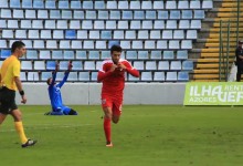 Serginho Silva defende penalti e garante passagem do Santa Clara na Taça