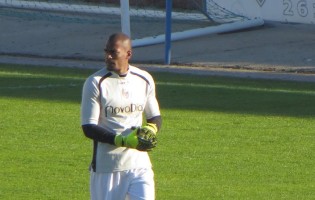 Cléber Santana garante passagem ao SC Torreense e Rui Silva ainda defende penalti