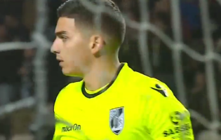 João Miguel Silva destacou-se com duas defesas – Boavista FC 1-2 Vitória SC