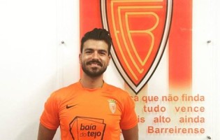Tiago Jorge assina pelo FC Barreirense