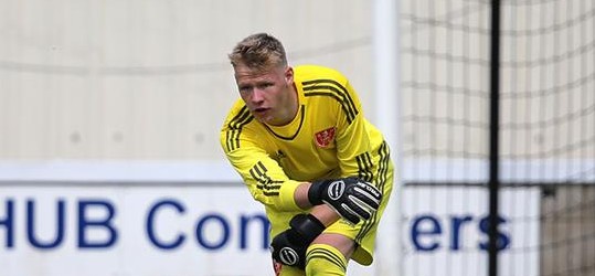 Aaron Ramsdale assina pelo AFC Bournemouth