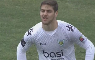 Cláudio Ramos vale 3 pontos com 4 defesas – CD Tondela 2-0 GD Chaves