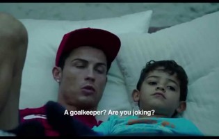Cristiano Ronaldo não quer que filho seja guarda-redes