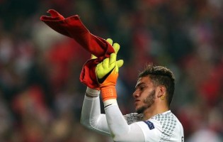 Ederson Moraes renova pelo SL Benfica