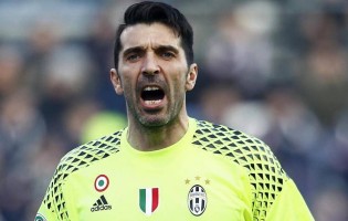 Gianluigi Buffon assina dupla defesa em dia de 39º aniversário – Sassuolo 0-2 Juventus FC