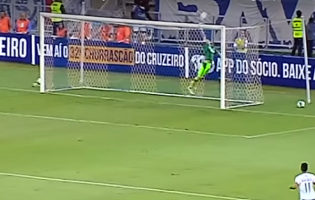 Giovanni Tiepo estreia-se em bom plano – Cruzeiro EC 2-0 Chapecoense