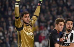 Gianluigi Donnarumma brilha em 9 defesas – Juventus FC 2-1 AC Milan