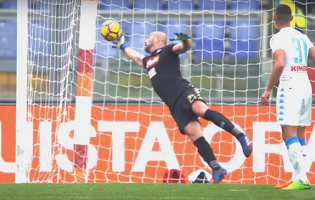 Pepe Reina brilha em defesa espetacular – AS Roma 1-2 Napoli