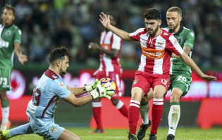 Tiago Maia esteve sem sofrer durante 300 minutos pelo SC Praiense