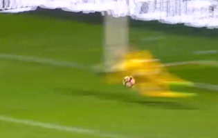 Douglas Jesus defende penalti aos 91′ e coloca Vitória SC na final da Taça de Portugal