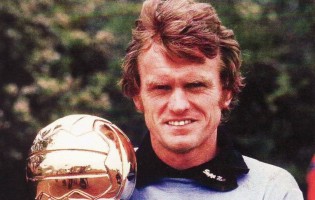 Sepp Maier homenageado pelo Athletic Bilbao com One Clube Man Award