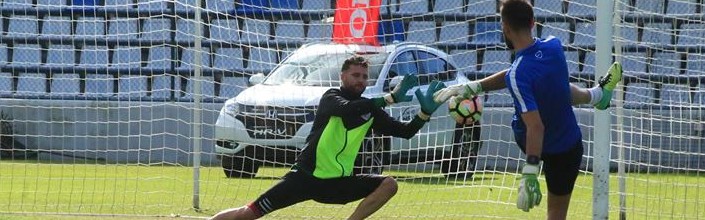 Serginho Silva renova pelo Santa Clara