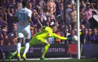 Alban Lafont e Yohann Pelé em espetáculo de defesas – Toulouse 0-0 Marseille