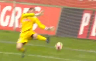 Adriano Facchini em sete defesas no CD Nacional 0-2 Rio Ave FC