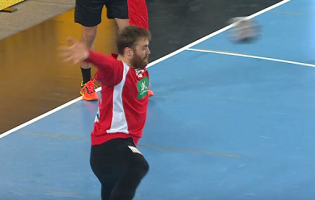 Andreas Wolff brilha com dupla-defesa espetacular – Eslovénia 23-32 Alemanha