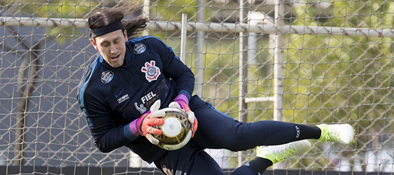 Cássio Ramos: deixar álcool, perder peso e idas à igreja no dossier da revolução de rendimento