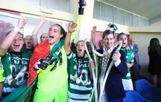 Patrícia Morais e Inês Pereira campeãs pelo Sporting CP com apenas dez golos sofridos