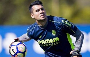 Andrés Fernández assina em definitivo pelo Villarreal CF