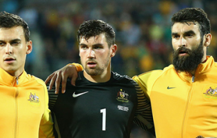Mathew Ryan, Mitchel Langerak e Daniel Vukovic convocados pela Austrália para a Taça das Confederações