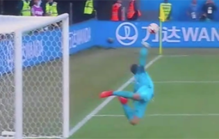 Stefan Marinovic destaca-se em três defesas – Rússia 2-0 Nova Zelândia