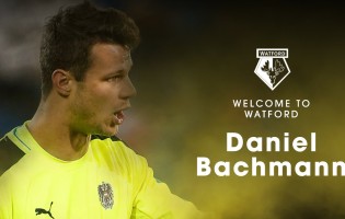 Daniel Bachmann assina pelo Watford FC