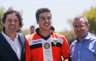 Ivan Cardoso eleito o melhor guarda-redes na conquista do Torneio Lopes da Silva