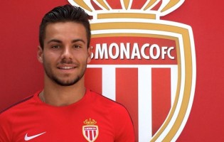 Álvaro Fernández assina pelo AS Monaco