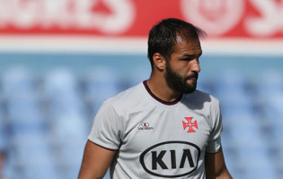 Muriel Becker estreia-se com duas defesas de destaque – CF Os Belenenses 0-1 Real SC