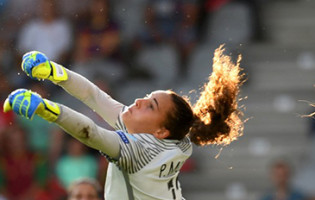 Patrícia Morais aplicou-se em três defesas – Espanha 2-0 Portugal