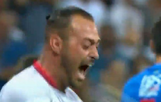 Beto Pimparel defende duas grandes penalidades no Kayserispor 1-0 Göztepe