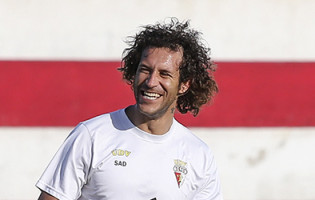 Carlos Fernandes assina pela UD Vilafranquense