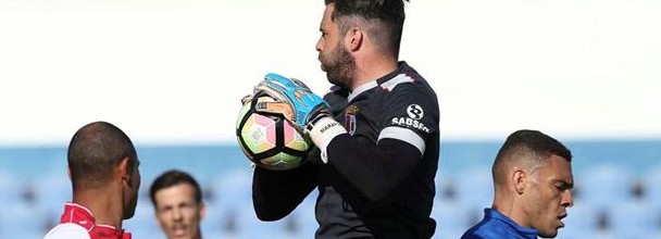 Carlos Marafona vence prémio de Guarda-Redes da Primeira Liga do Ano de 2016