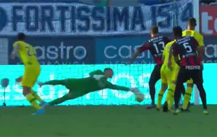 Cláudio Ramos dedica-se em bela exibição – CD Feirense 1-1 CD Tondela