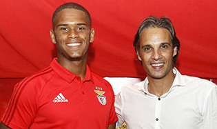 Fábio Duarte renova pelo SL Benfica