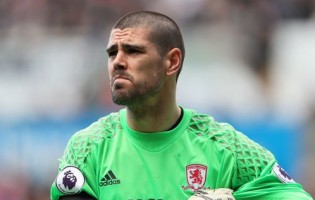 Víctor Valdés retirou-se e torna-se apresentador de TV