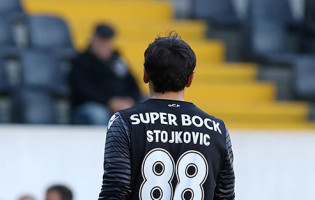 Vladimir Stojkovic em grande para garantir vitória – Covilhã 1-2 Sporting CP B