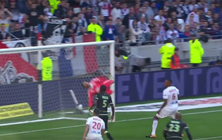 Anthony Lopes com defesa felina nas melhores intervenções da Ligue 1 – 5ª jornada