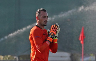 Beto Pimparel: guarda-redes da semana na Turquia e seis defesas no Osmanlispor 0-2 Göztepe